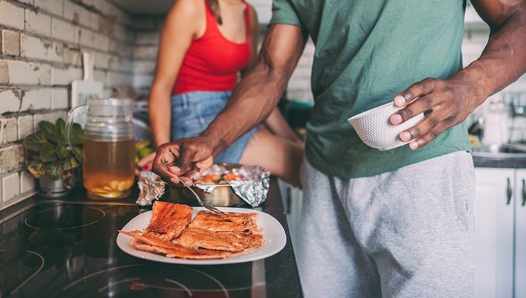 Couple preparing magnesium rich meal